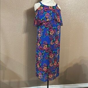 Floral Off-Shoulder Dress   BBB1